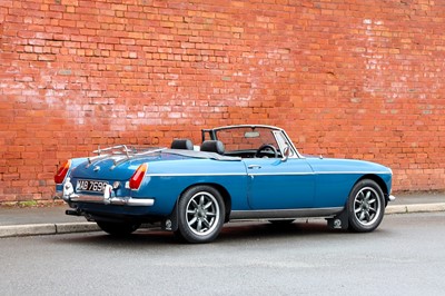 Lot 49 - 1975 MG B Roadster