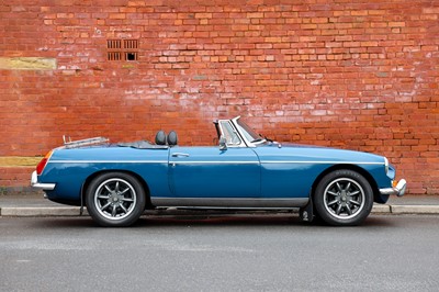 Lot 49 - 1975 MG B Roadster