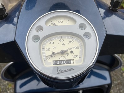 Lot 113 - c.2015 Vespa PX125E