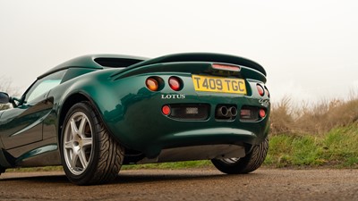 Lot 23 - 1999 Lotus Elise 111S