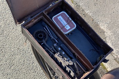 Lot 366 - c.1920s Raleigh 2¾HP Model 1