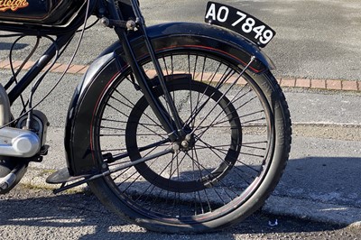 Lot 366 - c.1920s Raleigh 2¾HP Model 1