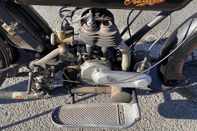 Lot 366 - c.1920s Raleigh 2¾HP Model 1