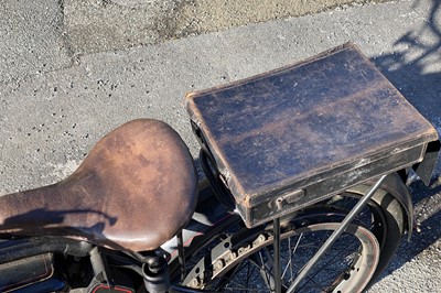 Lot 366 - c.1920s Raleigh 2¾HP Model 1