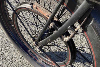 Lot 366 - c.1920s Raleigh 2¾HP Model 1