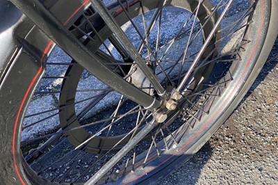 Lot 366 - c.1920s Raleigh 2¾HP Model 1