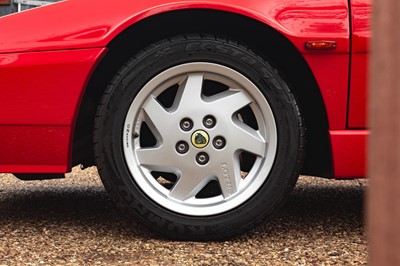 Lot 69 - 1990 Lotus Esprit