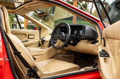 Lot 69 - 1990 Lotus Esprit