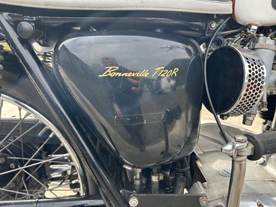 Lot 253 - 1966 Triumph Bonneville T120R