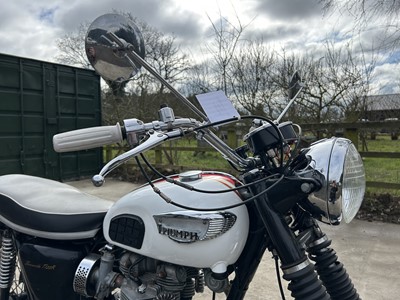 Lot 253 - 1966 Triumph Bonneville T120R