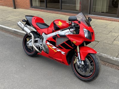 Lot 358 - 2000 Honda SP1