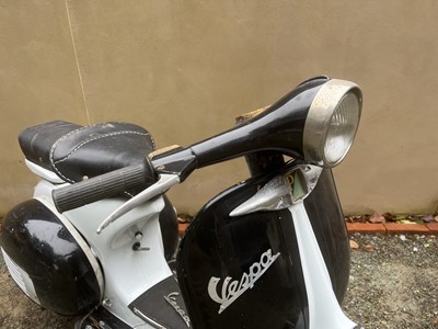 Lot 101 - 1961 Vespa VBB1