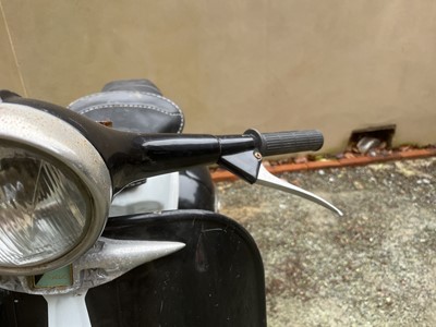 Lot 101 - 1961 Vespa VBB1