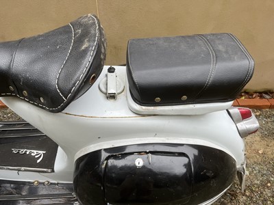 Lot 101 - 1961 Vespa VBB1