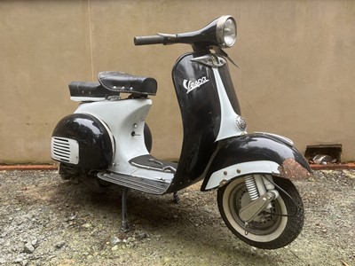 Lot 101 - 1961 Vespa VBB1