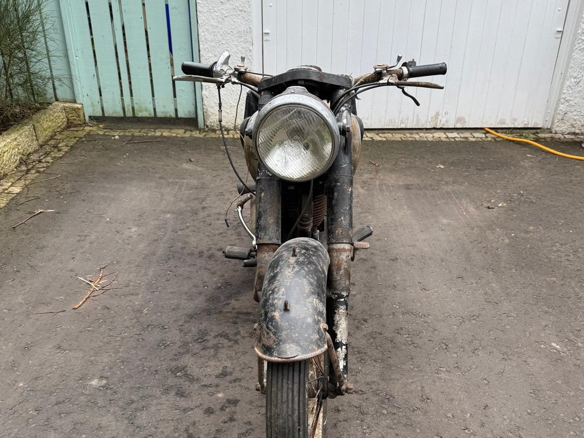 Lot 282 - 1952 Norton Big 4