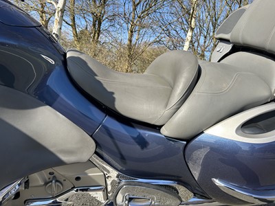 Lot 381 - 2005 BMW K1200 LT04