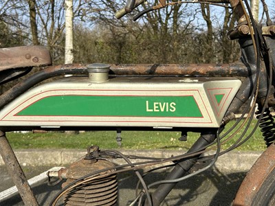 Lot 369 - c.1914 Levis 211cc