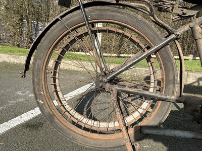 Lot 369 - c.1914 Levis 211cc