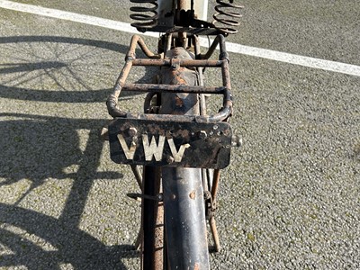 Lot 369 - c.1914 Levis 211cc