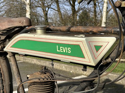 Lot 369 - c.1914 Levis 211cc