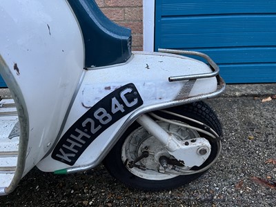 Lot 126 - 1965 Lambretta Eibar Scooterlinea Li150