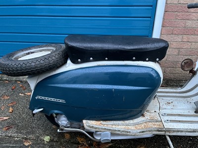 Lot 126 - 1965 Lambretta Eibar Scooterlinea Li150