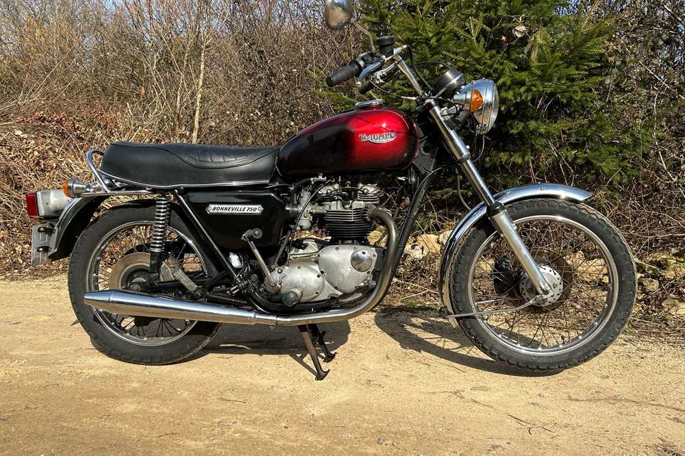 Lot 277 - 1975 Triumph Bonneville T140V