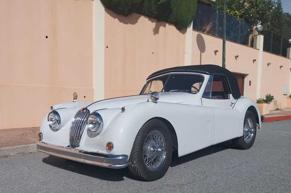 Lot 75 - 1956 Jaguar XK140 Drophead Coupe