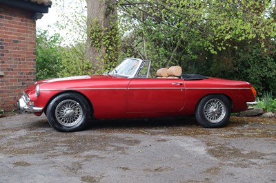 Lot 47 - 1972 MG B Roadster