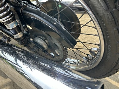 Lot 365 - 1975 Triumph Trident T160