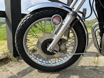Lot 365 - 1975 Triumph Trident T160