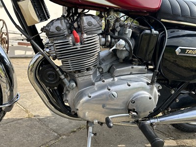 Lot 365 - 1975 Triumph Trident T160