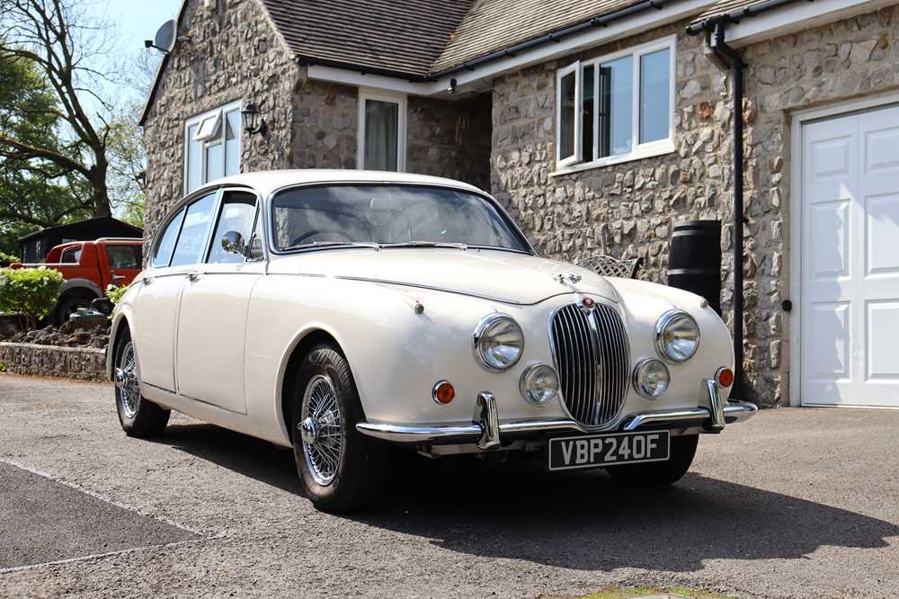 Lot 32 - 1968 Jaguar 240