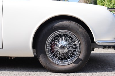 Lot 32 - 1968 Jaguar 240