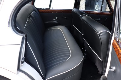 Lot 32 - 1968 Jaguar 240