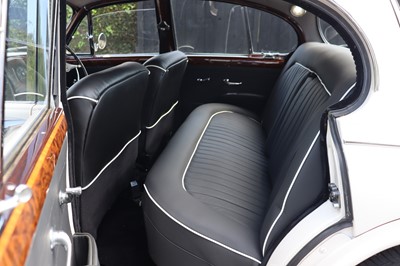Lot 32 - 1968 Jaguar 240