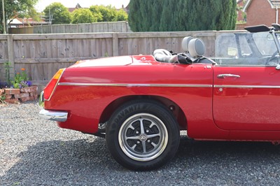 Lot 70 - 1977 MG B Roadster