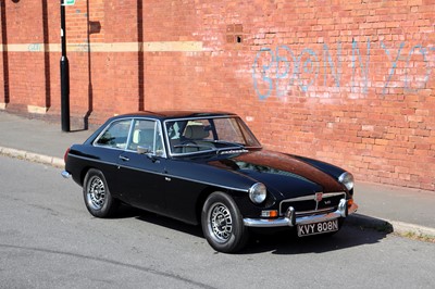 Lot 122 - 1974 MG B GT V8