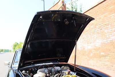 Lot 122 - 1974 MG B GT V8