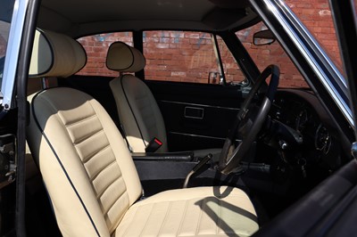 Lot 122 - 1974 MG B GT V8