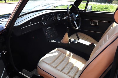 Lot 122 - 1974 MG B GT V8