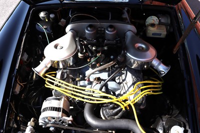 Lot 122 - 1974 MG B GT V8