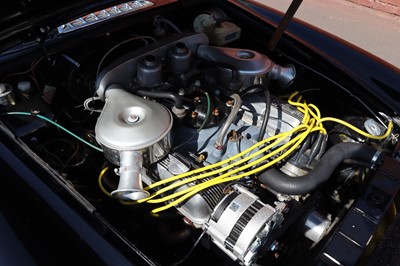 Lot 122 - 1974 MG B GT V8