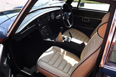 Lot 122 - 1974 MG B GT V8