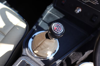 Lot 122 - 1974 MG B GT V8