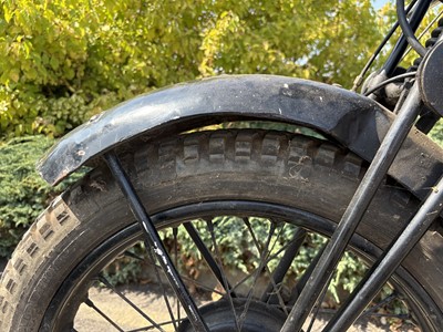 Lot 373 - 1934 Levis A2