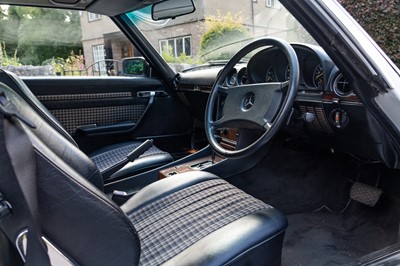 Lot 224 - 1988 Mercedes-Benz 420 SL