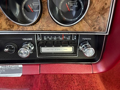 Lot 102 - 1976 Ford Elite