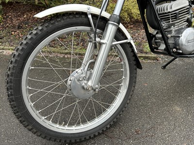 Lot 319 - 1975 Kawsaki KT250
